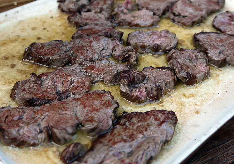 Salt Bae Boiling Butter Tenderloin: 2 Slices Never Enough 4 Teryağlı Lokum Bonfile Tarifi