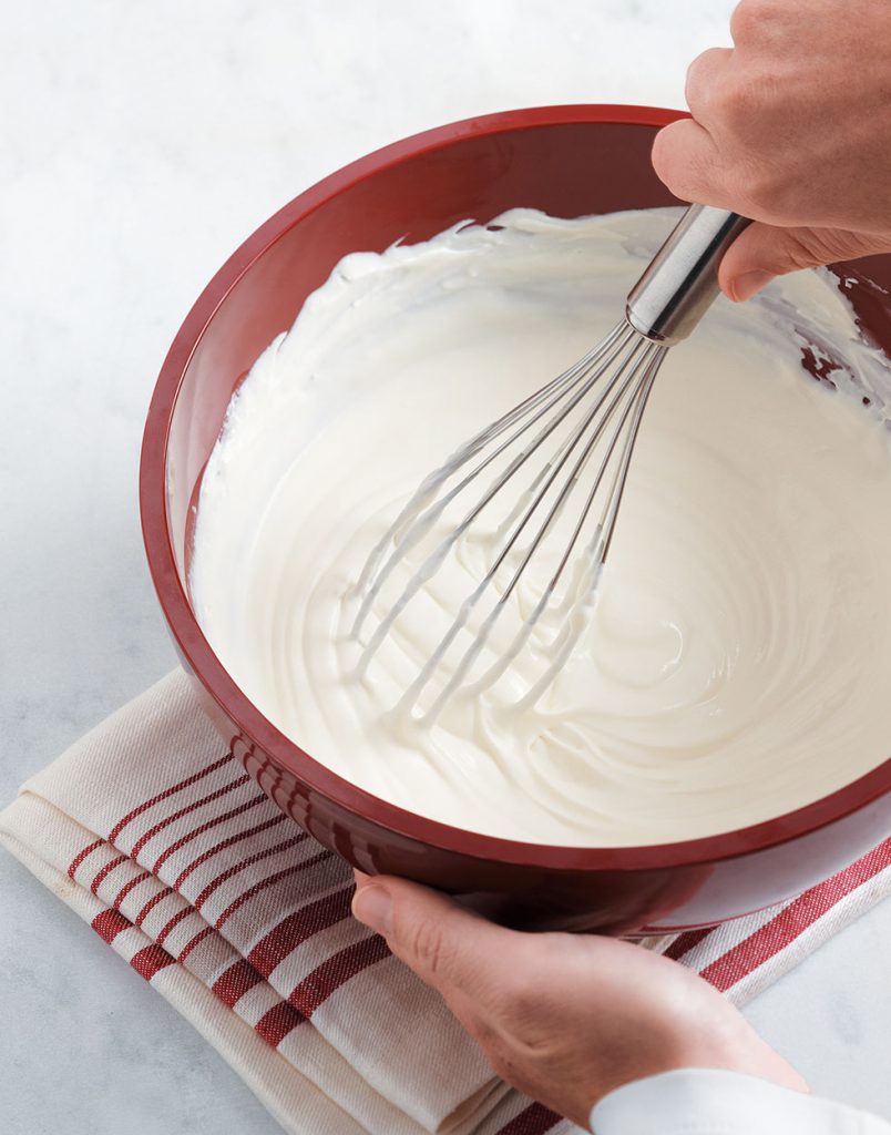 Creme Fraiche Recipe - While preparing, take care to mix the culture completely and evenly homogeneously